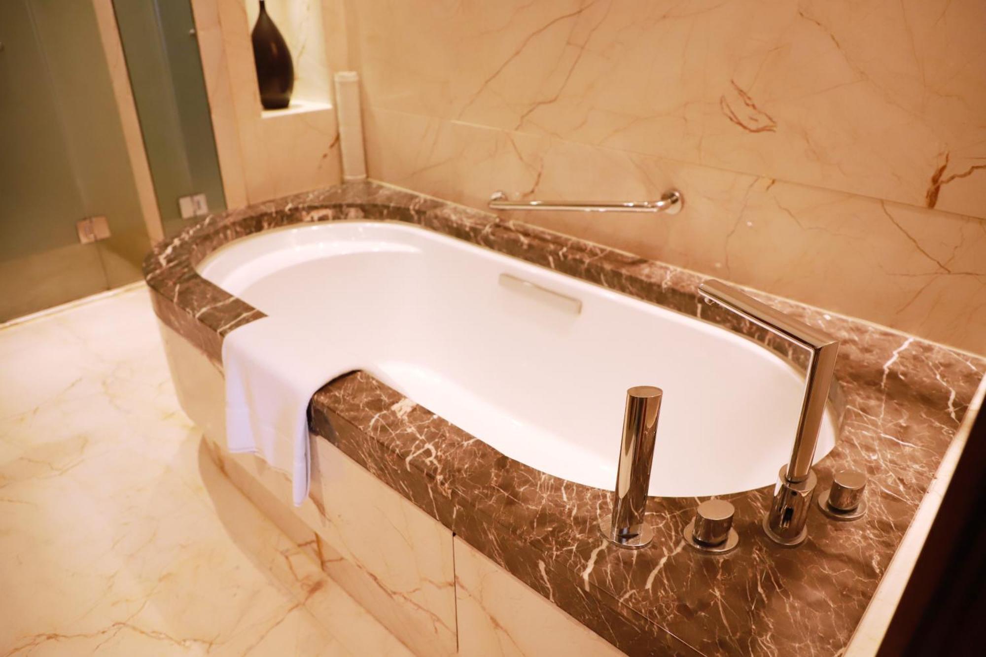 Sheraton Hefei Xinzhan Hotel מראה חיצוני תמונה